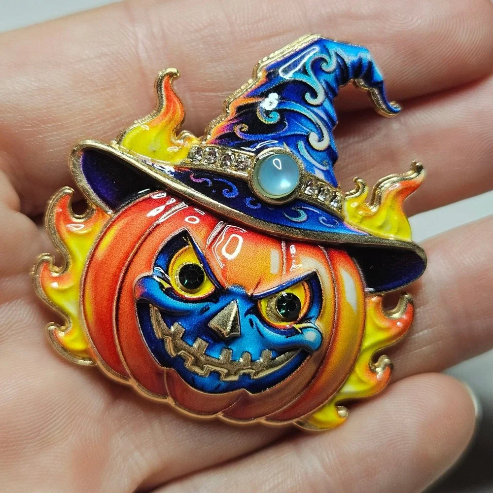 Pumpkin Wizard Brooch Pin Unisex OS Orange Blue Enamel Halloween Goth